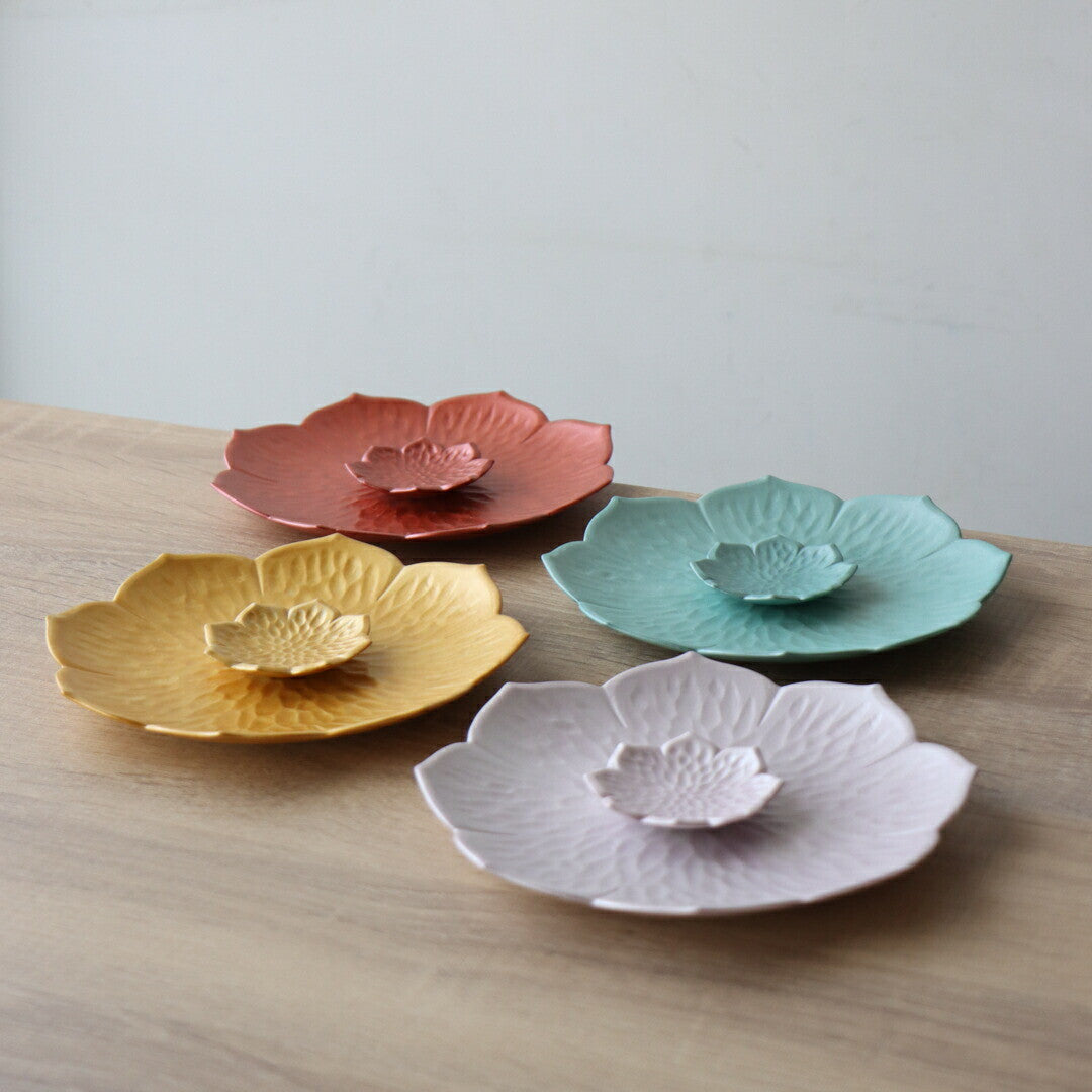 Blomsterformet tallerken Blå 16cm