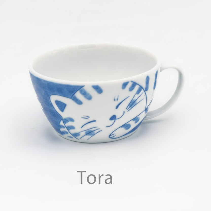 Kop med kat i forskellige design