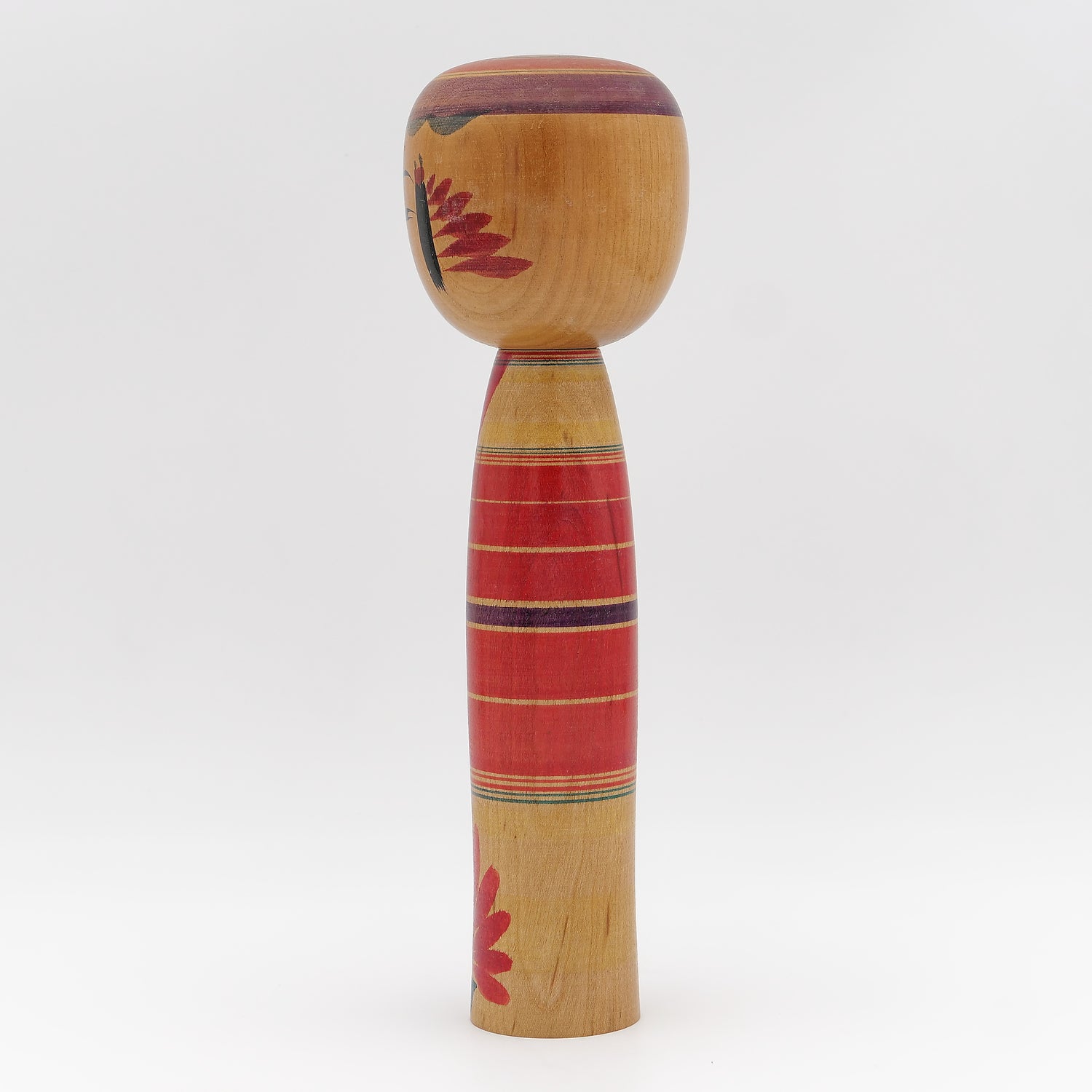Mellem Yajiro Kokeshi af Yoshiaki Sato  - Nr. 19